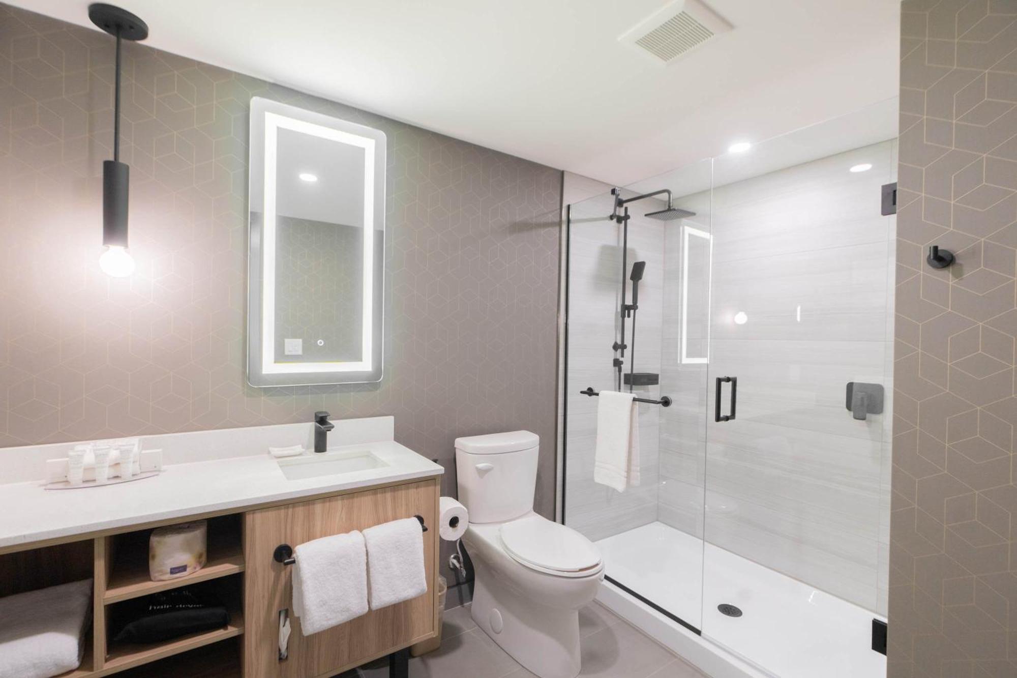 Sandman Signature Dartmouth Hotel & Suites Buitenkant foto