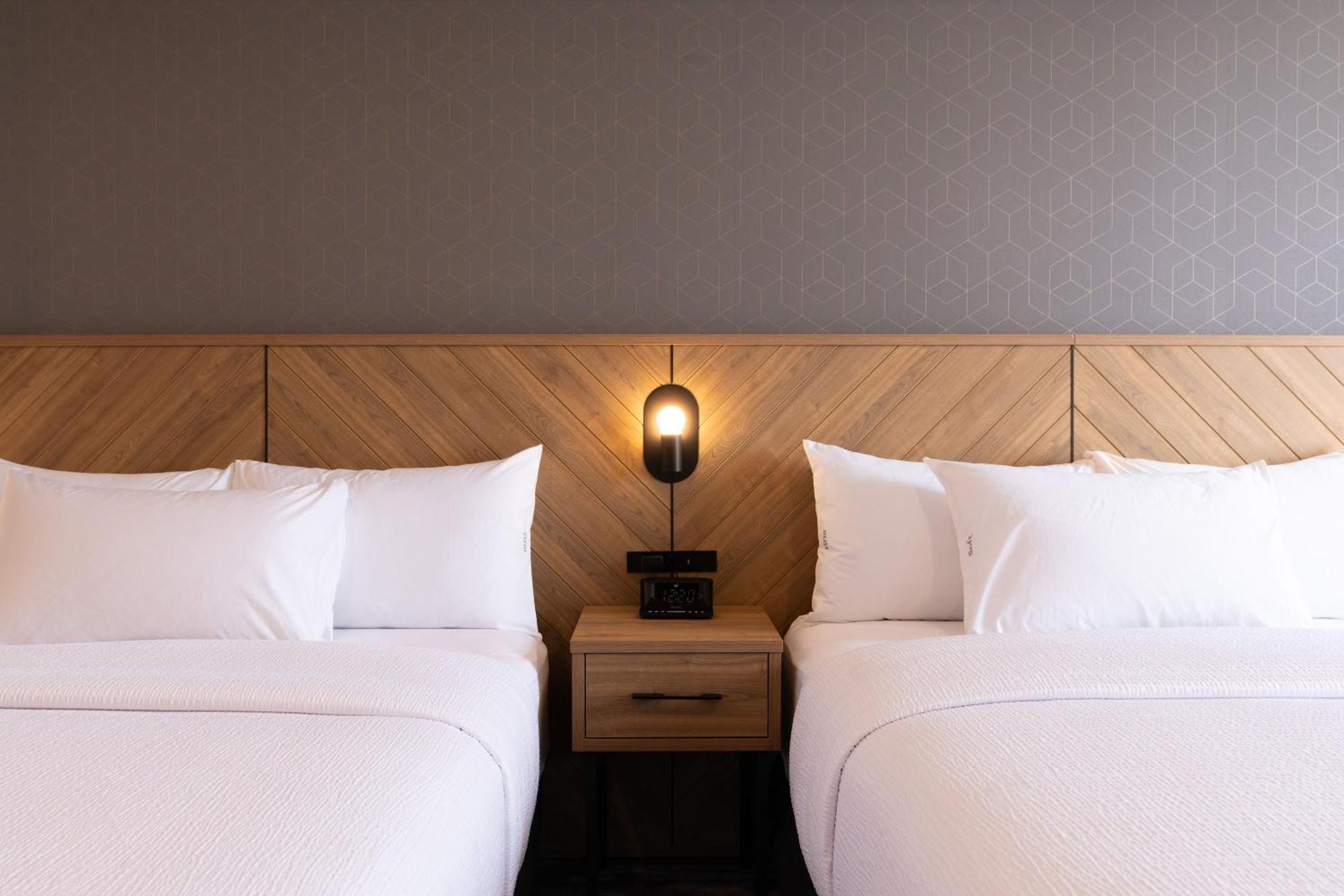Sandman Signature Dartmouth Hotel & Suites Buitenkant foto